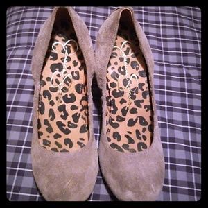 Jessica Simpson wedges size 8